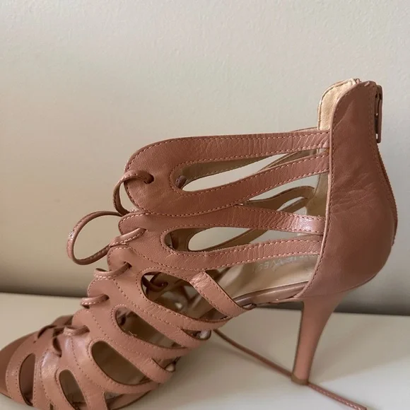 Nine West Elegant Tan Strappy Heels - Picture 8 of 12